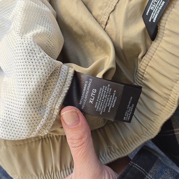 The North Face Convertible Hiking Pants - Picture 8 of 9